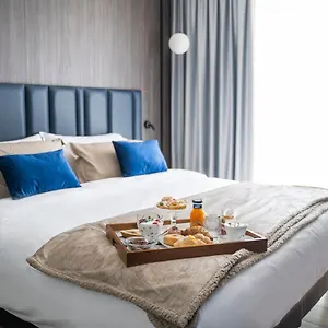 Leonessa Hotel